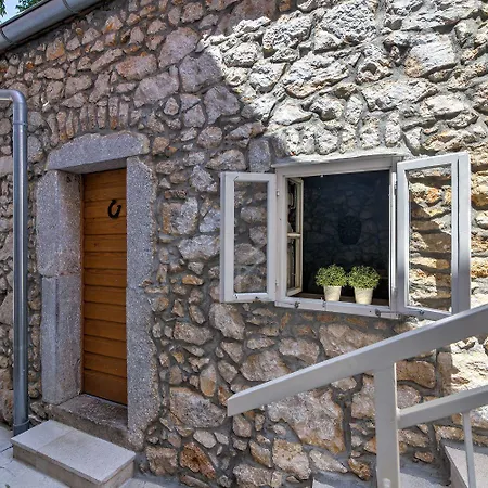 Ferienhaus Traumhafte Nur 300 Meter Zum Mit Beheiztem Pool, Whirlpool, Kicker, Grill