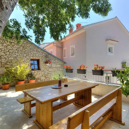 Traumhafte Nur 300 Meter Zum Mit Beheiztem Pool, Whirlpool, Kicker, Grill