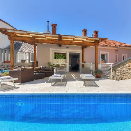 Traumhafte Nur 300 Meter Zum Mit Beheiztem Pool, Whirlpool, Kicker, Grill *