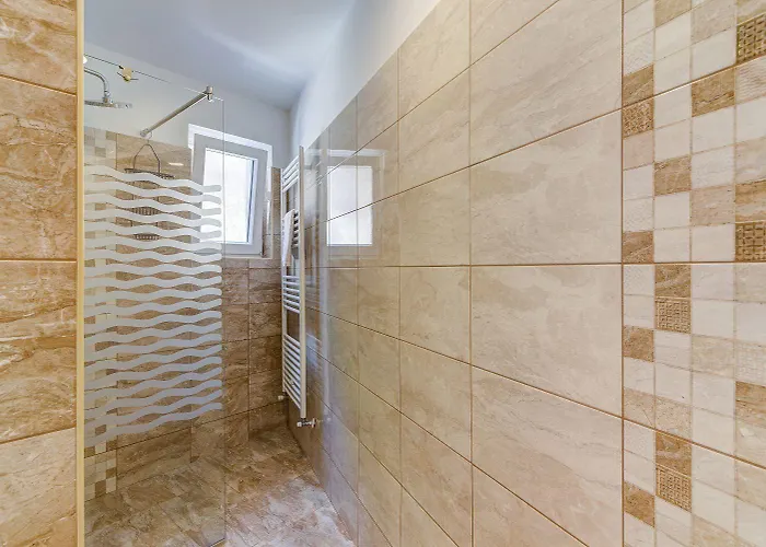 Traumhafte Nur 300 Meter Zum Mit Beheiztem Pool, Whirlpool, Kicker, Grill